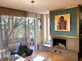 Capricorn Studio Home
